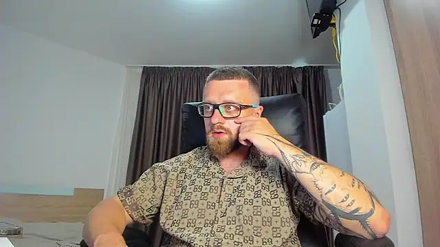 Findom_guy webcam