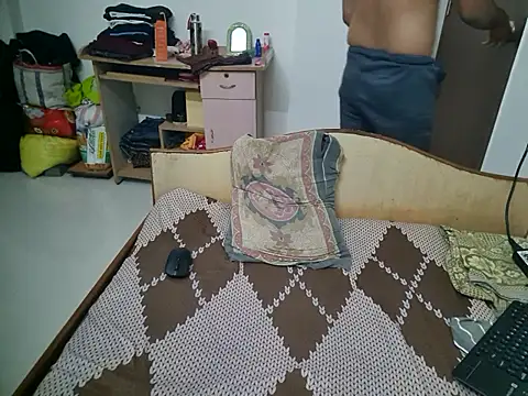 young-hairy-jon webcam