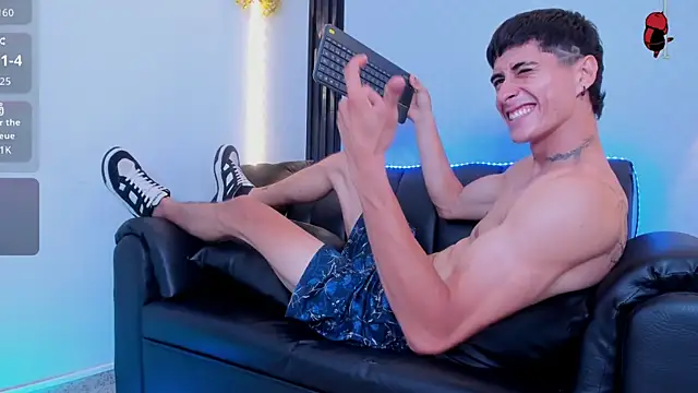 Dark_Valentino_ webcam