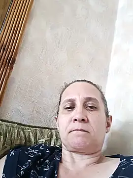 KatieLove133 webcam