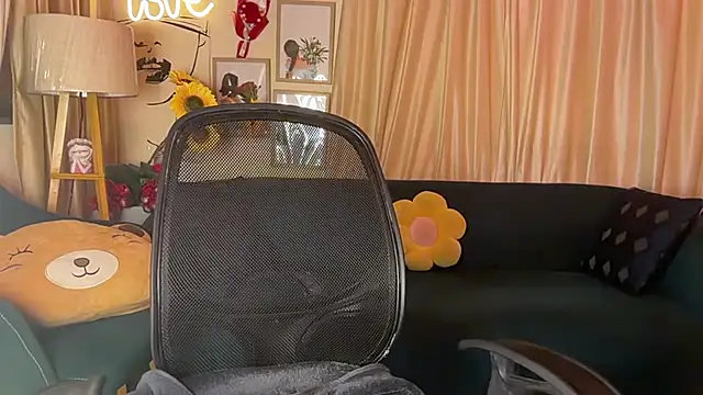 Sundari_apsara live cam
