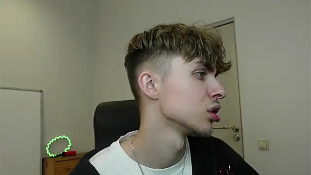 Damien_Dallas webcam