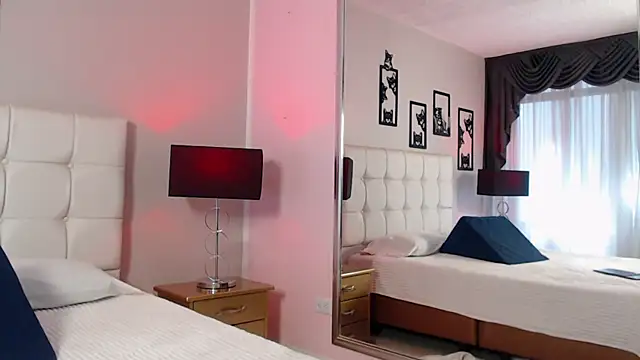 MARI-CRUZ webcam