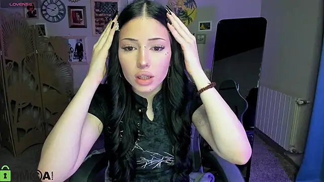 DianaRayyy webcam