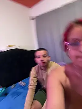 Robert-Lia webcam