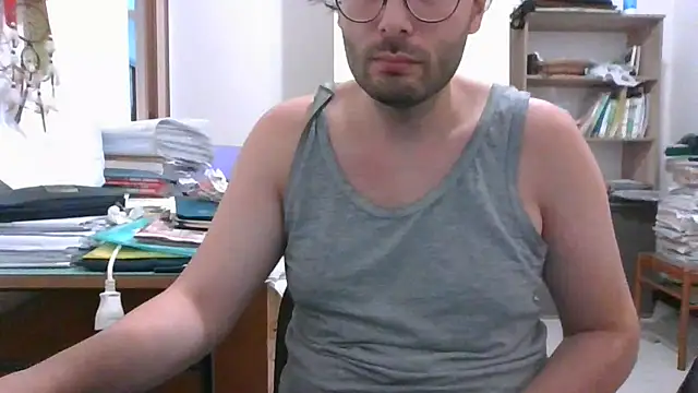 grrrrr93 webcam