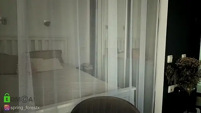 spring_forest live cam