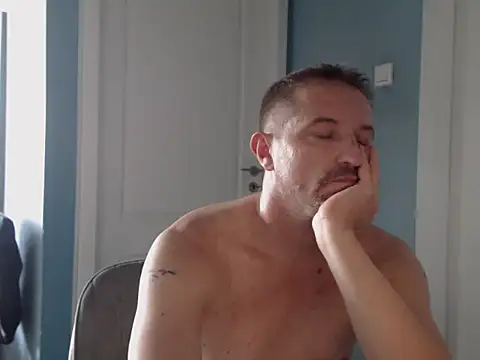 MisterFaithRO webcam