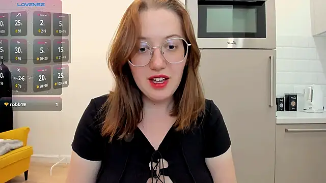 Charmy_Gracy webcam