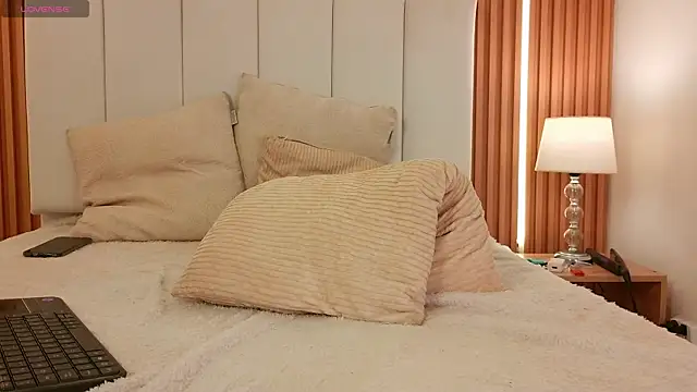 KimSensual_ webcam