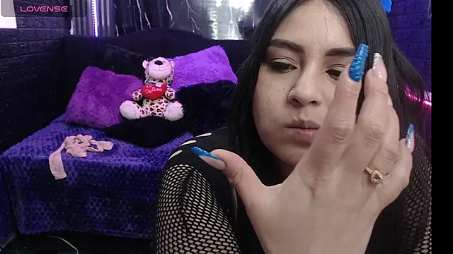 lehia_285 - Lehia_285's free webcam - UK Sex Cams