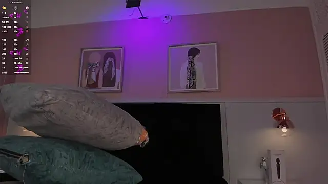 elodie_walker webcam