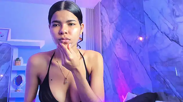 IsabellaMonet webcam