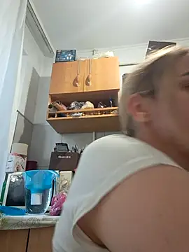 Malichkaanna30 webcam