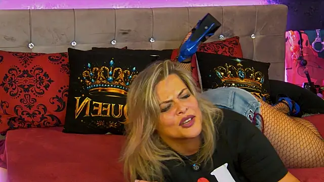 ZoeMesmerizee webcam