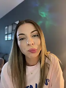 Mia_Ethan webcam