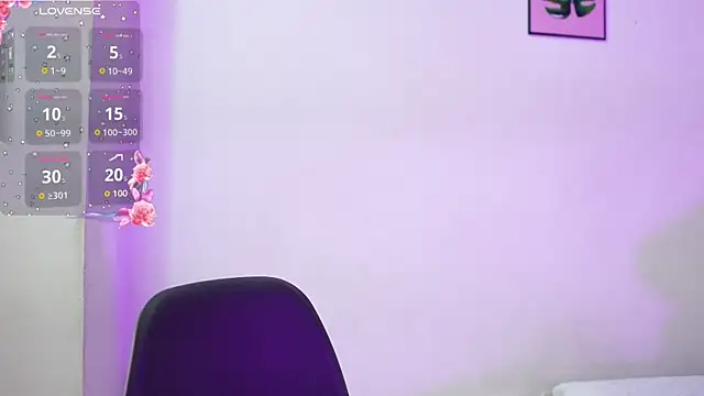 hornybarelylegalgirl webcam