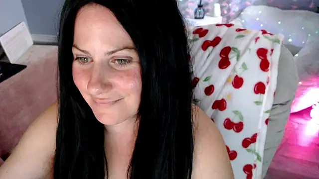 BellaStar84 webcam