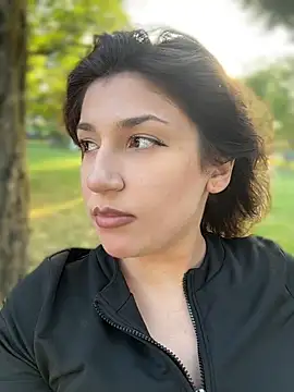 ScarletBloom_ webcam