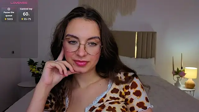 Real_cutie1 webcam