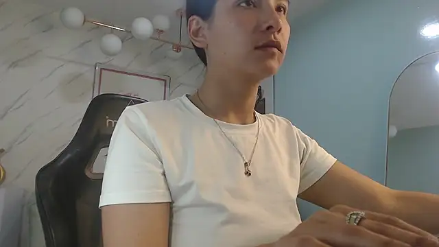victoria_hernandez_t_ webcam