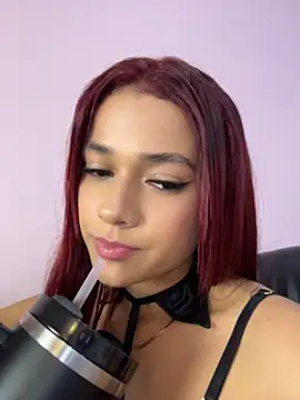 amber_sparkle webcam