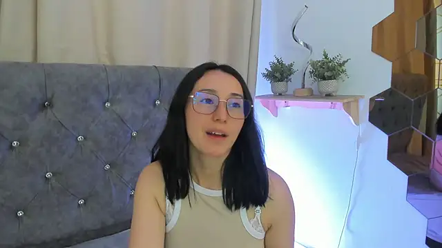 ginevra_esposito - Ginevra_esposito's free webcam - UK Sex Cams