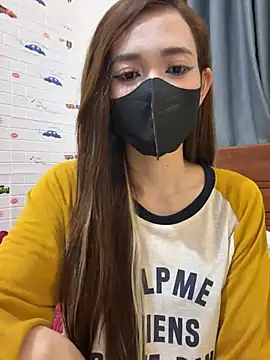 Quynhbabysexy live cam