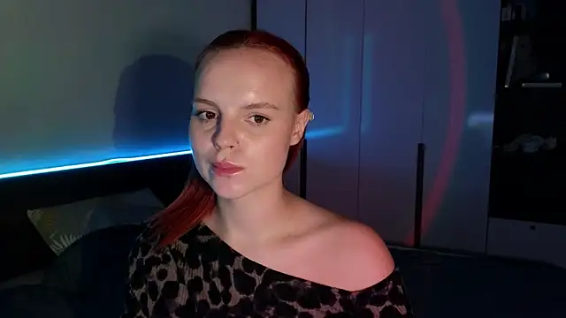 mollybossy webcam