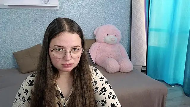 sofidreamm - SofiDreamm's free webcam - UK Sex Cams