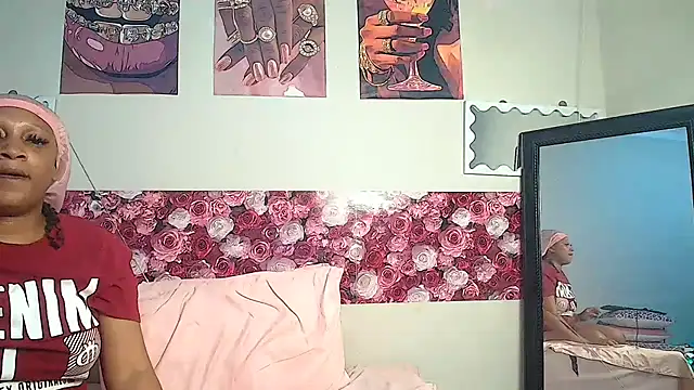 EnchantingLisa webcam