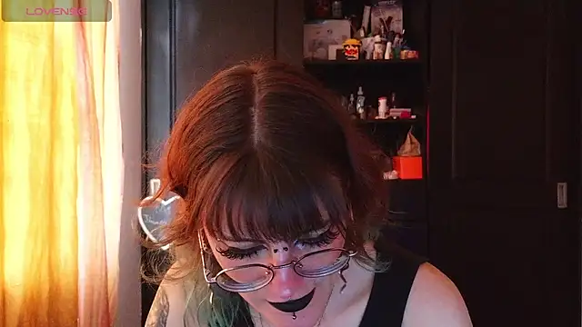 Rossiee_huntt webcam
