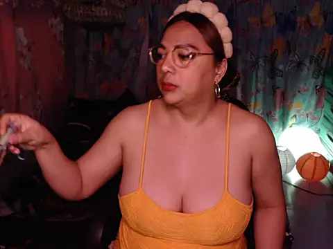 TsMiia_Curve webcam