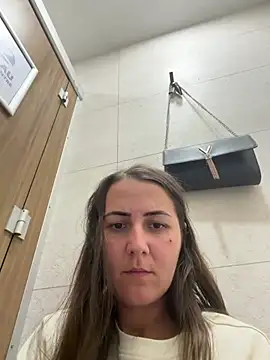 BrunetteNymph webcam