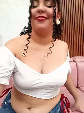 NicolleOverton webcam
