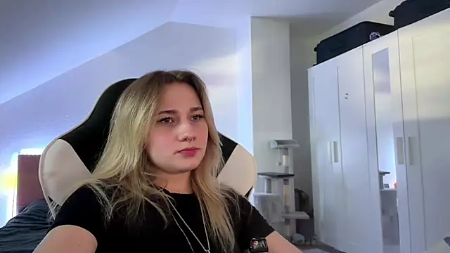 tutsiecutie webcam