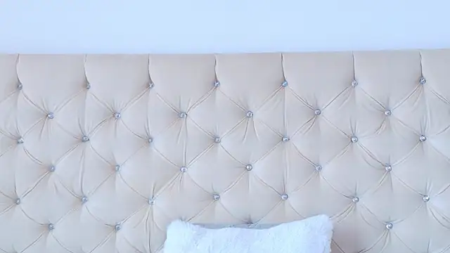 alexialeman webcam