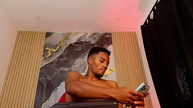 leon__black - Leon__Black's free webcam - UK Sex Cams