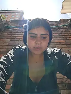 MishRaven live cam on StripChat