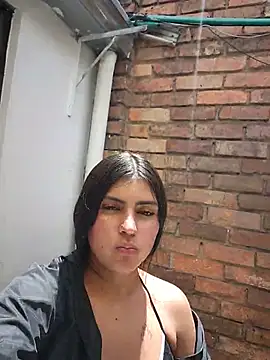 MishRaven webcam
