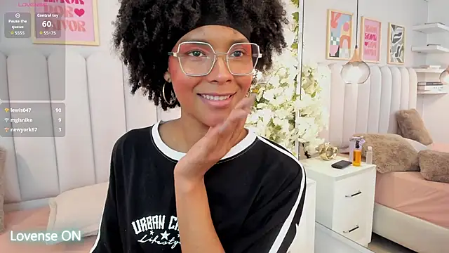 Megan__Hart_ webcam