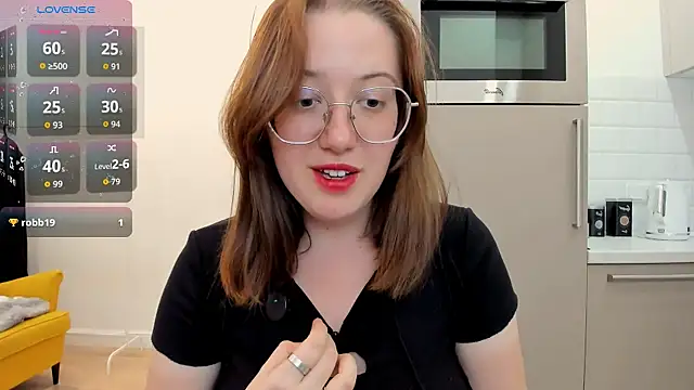 Charmy_Gracy webcam