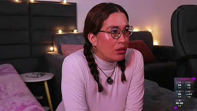 kathieandpovcock1 webcam