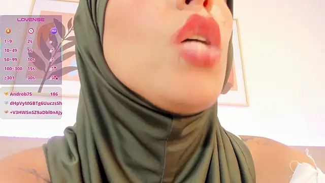 hanajameela (Ask my age) - spank ass and twerking