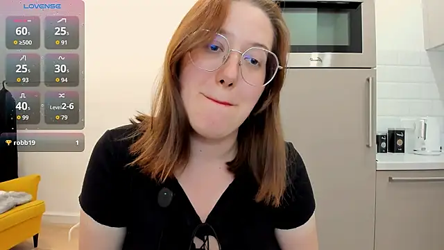 Charmy_Gracy webcam