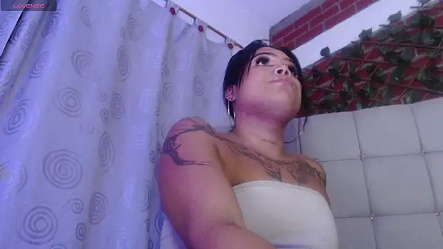 charlotte_brawn webcam