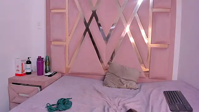 Kattyasm webcam