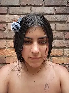 MishRaven webcam