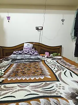Tamil_Ishu webcam