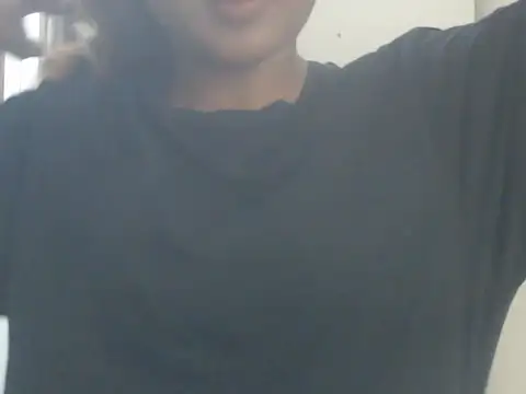 NancyRuvi webcam